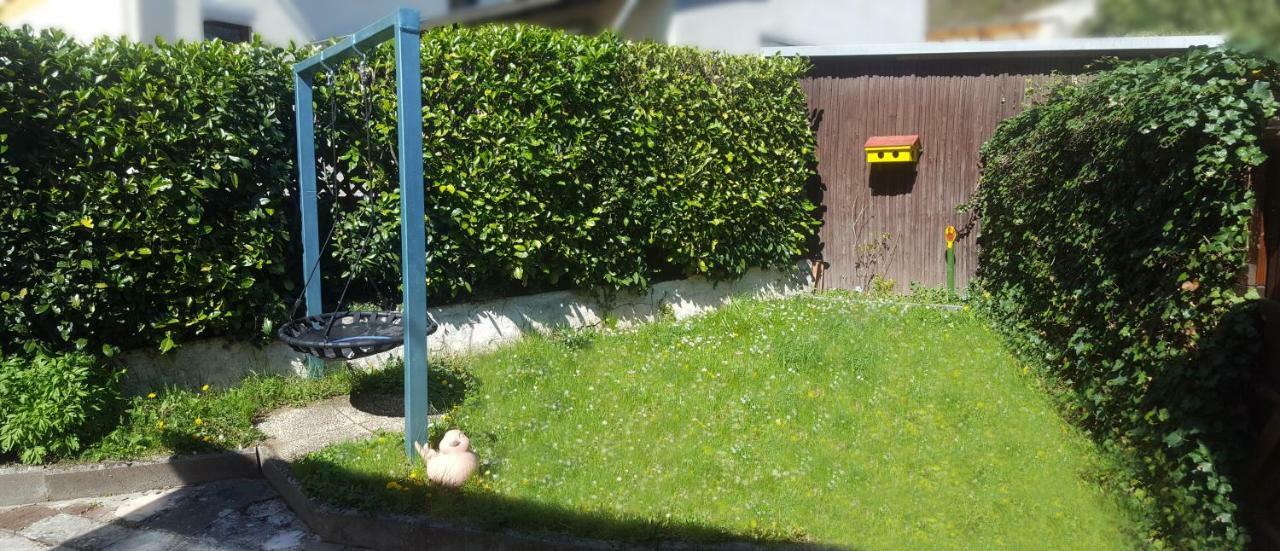 Ferienhaus Am Traumpfad Hatzenport Ngoại thất bức ảnh