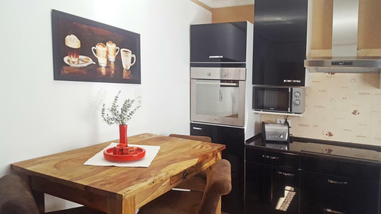 Ferienhaus Am Traumpfad Hatzenport Ngoại thất bức ảnh